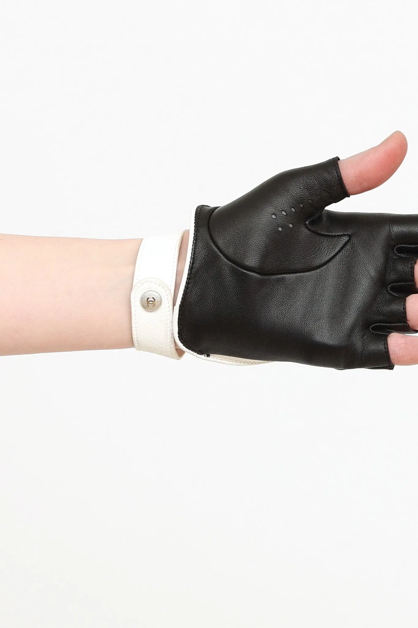 Cruise 2014 Black & White Leather Driving Glove