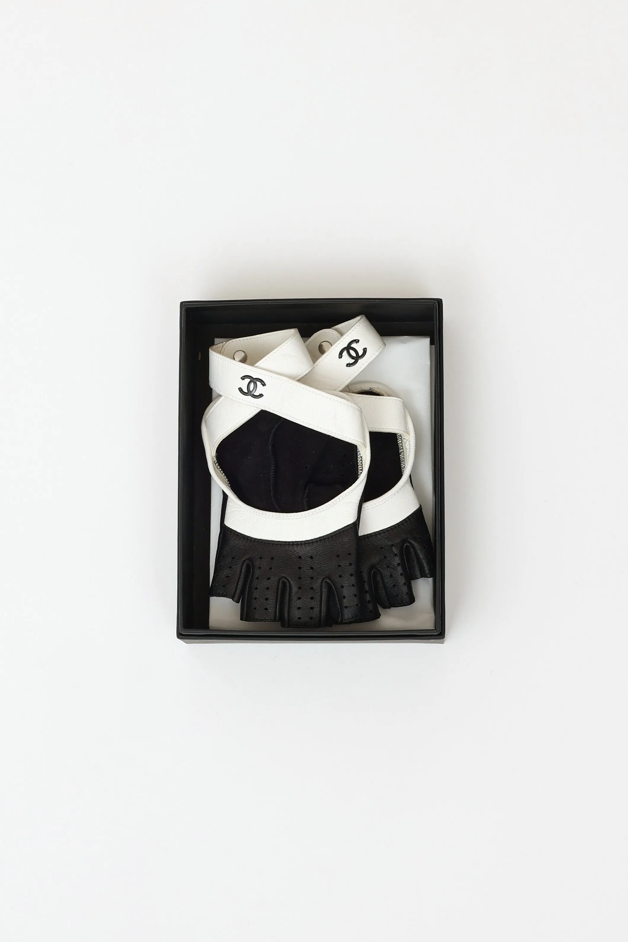 Cruise 2014 Black & White Leather Driving Glove