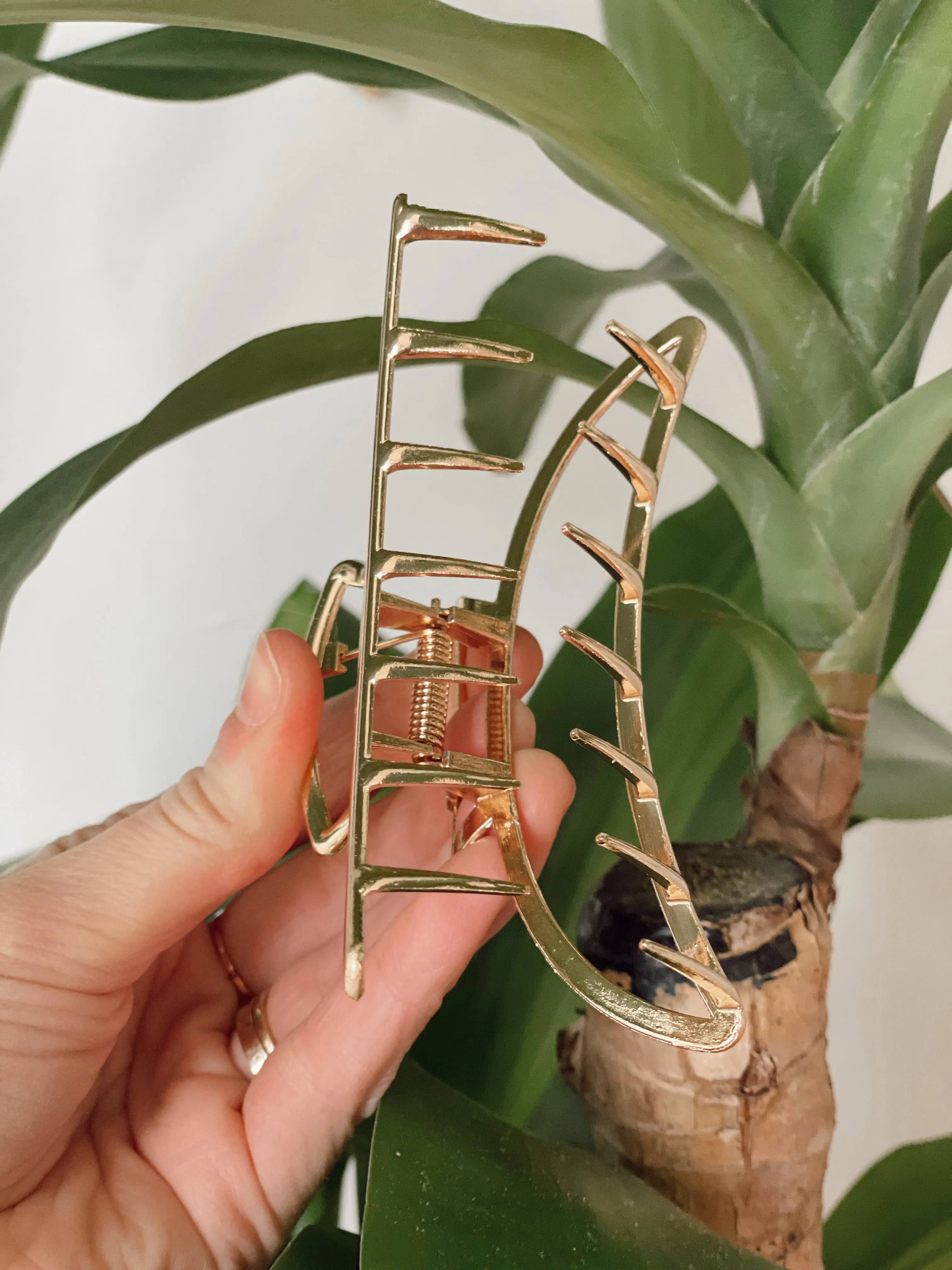 New Moon Claw Clip - Gold