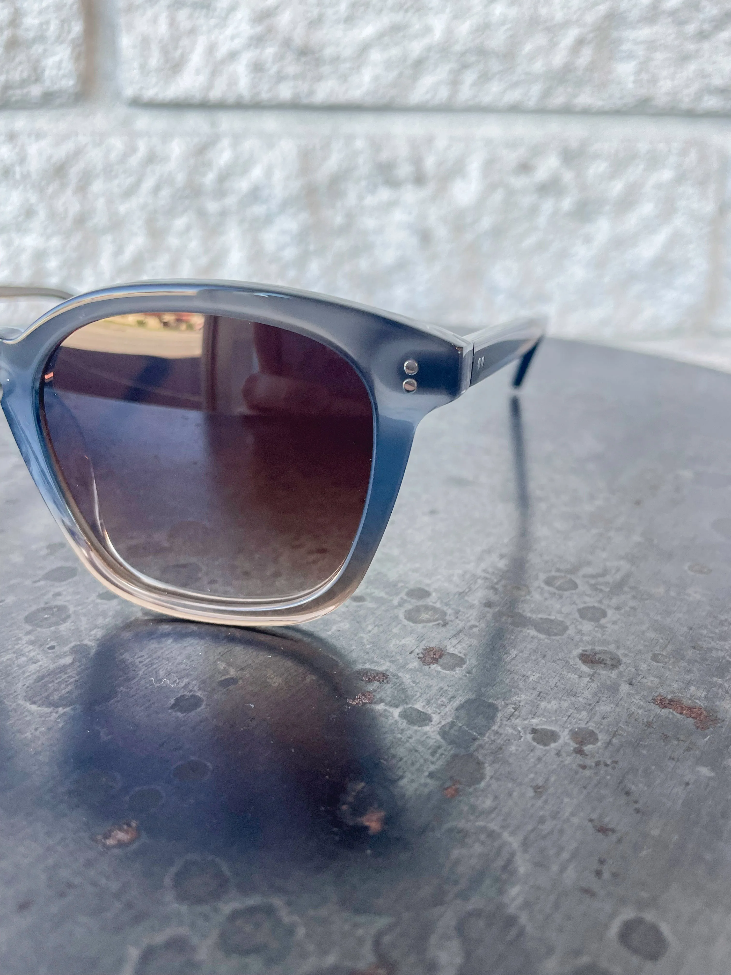 Prytania Frames in Oolong