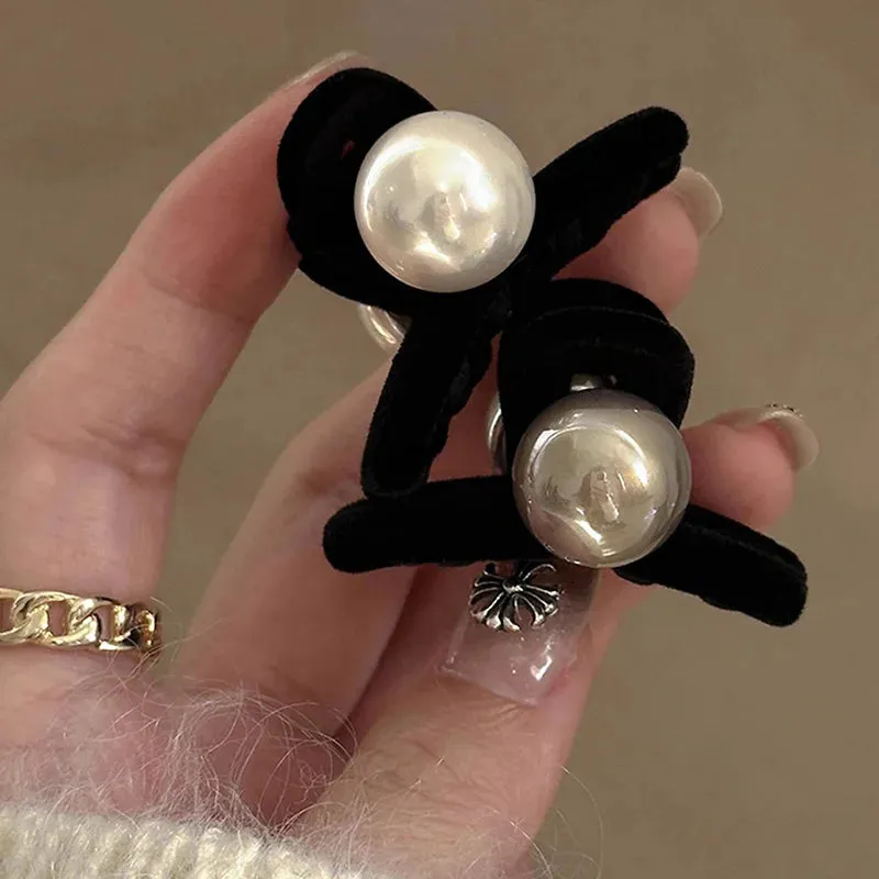 VAIGE 4.4cm Velvet Mini Pearl Hair Claw Clips - Elegant Solid Hair Accessories for Women